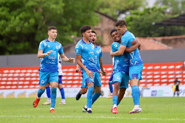 Victoria de Cristóbal Colón JAS en el cierre de la fecha 26
