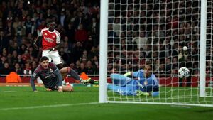 Arsenal no falla de local