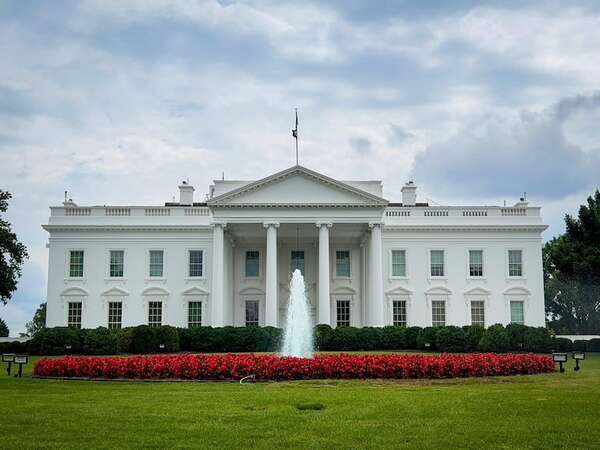 La Casa Blanca bromea sobre el cierre de Gobierno en sus redes sociales - Mundo - ABC Color
