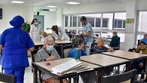 Salud recuerda que cuentan con servicios para adultos mayores