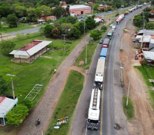 Fiscalía buscará imputar tras cierre de Ruta PY09 por parte de indígenas - Nacionales - ABC Color