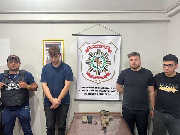 Lambaré: detienen a tres jóvenes con un arma de guerra tras frustrado intento de asalto a cajero - Policiales - ABC Color