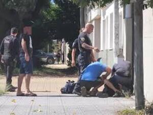 Vecinos reducen y entregan a presunto delincuente en Mariano - Portal Digital Cáritas Universidad Católica