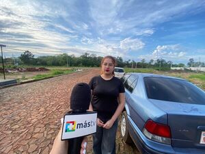 “Me dejó bajo la lluvia con mi hijo”: descargo de usuaria contra conductora de plataforma