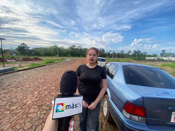 “Me dejó bajo la lluvia con mi hijo”: descargo de usuaria contra conductora de plataforma