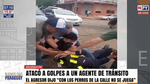 ¡Insólito! Joven atacó a un agente de tránsito aparentemente tras una batalla de rap