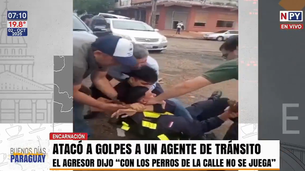 ¡Insólito! Joven atacó a un agente de tránsito aparentemente tras una batalla de rap