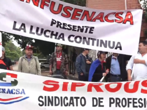 Funcionarios de Senacsa inician huelga nacional