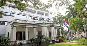 MEF dispone de 30 vacancias e inicia concurso público