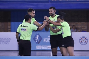 Árbitros para la definición de las semifinales en la categoría Honor de Futsal