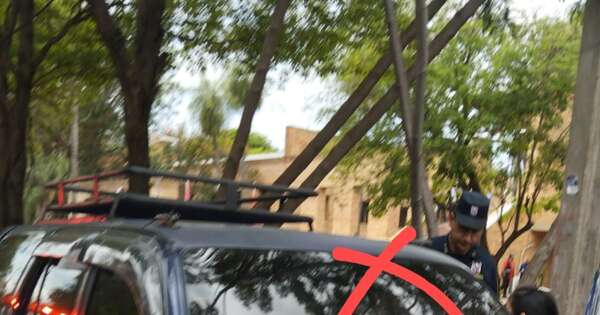 La Nación / Sicarios asesinan a jefe militar de Viñas Cué frente a la Facultad de Derecho