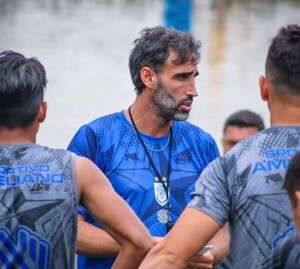 Ameliano: Nanni, el quinto entrenador en Primera - Fútbol - ABC Color