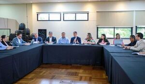 Mesa forestal avanzará en diseño de perfiles profesionales