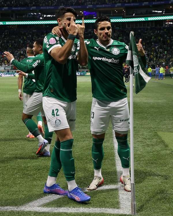 Brasileirão: Palmeiras golea a Vasco y asciende en la tabla - Fútbol Internacional - ABC Color