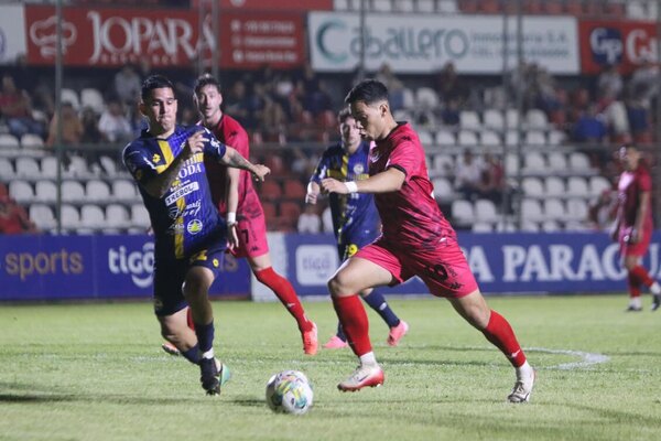 Versus / Nacional recurre a los penales para eliminar a Trinidense y seguir en la Copa Paraguay