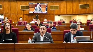 Latorre reconoce la necesidad de ajustes en reforma del transporte