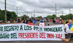 Indígenas mantienen bloqueo de rutas y anuncian una marcha hacia Asunción – Prensa 5