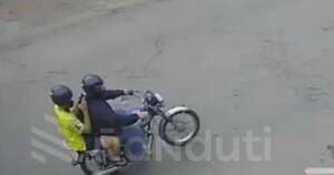 La Nación / Hallan motocicleta usada por presuntos autores del crimen de militar