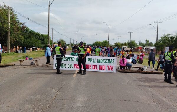 Cambio en la cúpula del INDI, tras varios días de presiones y cierres de ruta de indígenas de la zona de Hayes