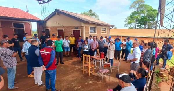 La Nación / Fiscalía investiga desmayos masivos en colegio de Itapúa
