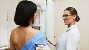 Más de 2.000 mujeres en España no fueron avisadas de pruebas sospechosas de cáncer  - Mundo - ABC Color