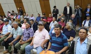 Adultos mayores exponen pésimas condiciones de vida y exigen aumento de pensión – Prensa 5