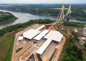 Comisión Mixta Paraguayo-Brasileña delinea acciones con miras a la habilitación del Puente de la Integración | DIARIO PRIMERA PLANA
