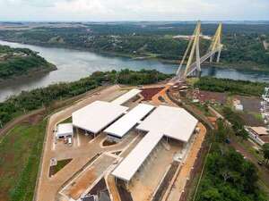Prevén inaugurar el Puente de la Integración en la primera quincena de diciembre  - Economía - ABC Color