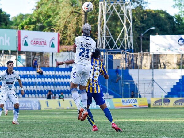 Luqueño cae por goleada ante el 2 de Mayo