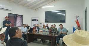 La Nación / Tren de molienda: cañicultores aguardan negociaciones para levantar cierre de rutas