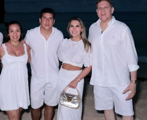 Sospechoso permiso para “viaje de placer” de Johana Vega, privilegio ajeno al ciudadano común - Política - ABC Color