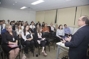 Realizaron jornada de capacitación a funcionarios de la UOC sobre gestión de seguros