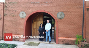 CARLOS PEREIRA IMPULSA REFACCIÓN Y PINTURA DE LA BIBLIOTECA DE ENCARNACIÓN