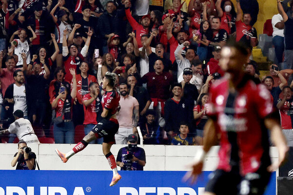 Versus / ¡Está volando! Otro gol y asistencia de Diego González en Atlas