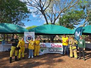 Bomberos de San Juan Bautista realizan colecta solidaria para reparación de sus móviles - Nacionales - ABC Color