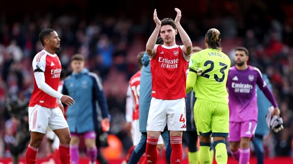 Versus / El Arsenal domina al West Ham pero enciende alarmas por su capitán Odegaard