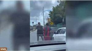 Tensión en Tres Bocas: Conductores casi llegan a los golpes