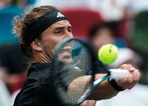Zverev denuncia que diseño de canchas favorecen a Sinner y Alcaraz - Tenis - ABC Color