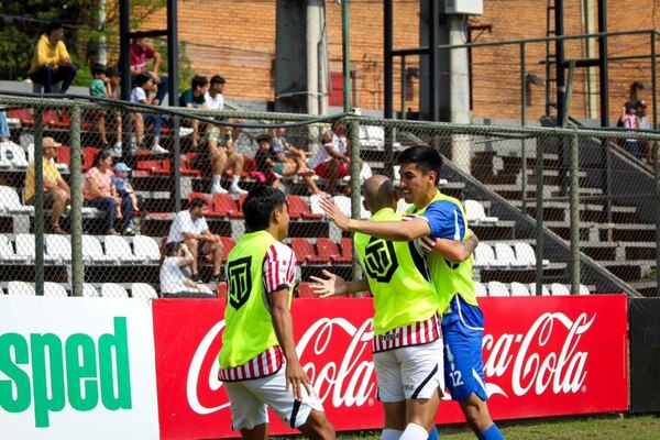 Versus / ¡San Lorenzo corona la remontada con el ascenso a Primera!