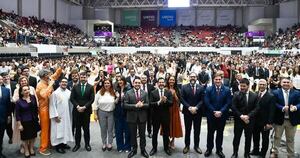 La Nación / “La familia, pilar fundamental de nuestra sociedad”, expresa Latorre sobre Paraguay se Casa