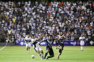 Olimpia respira con la victoria y Nanni se estrena con derrota - La Tribuna