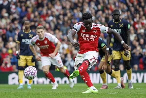 Arsenal asalta el liderato en la Premier League - Fútbol Internacional - ABC Color