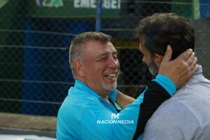 Versus / El cumplido de Ever Hugo Almeida para el arbitraje: "Estoy feliz (...)"