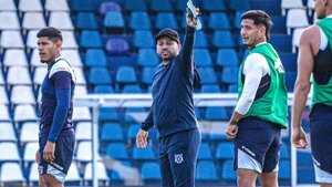 Felipe Giménez confía en la clasificación a Copa Sudamericana