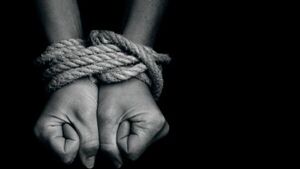Paraguayos vuelven al país tras secuestro y pago de rescate en Colombia