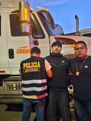 Acusado del triple crimen en Argentina ya está en un penal de máxima seguridad en Perú - Mundo - ABC Color
