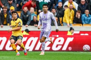 Versus / Diego Gómez fue titular en el empate del Brighton