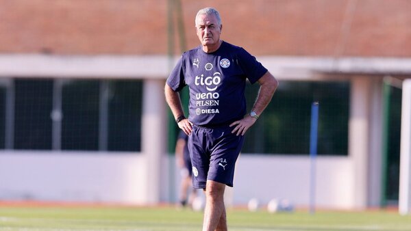 La Albirroja se prueba ante rivales de otra frecuencia