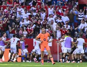 Barcelona pierde el liderato de la peor manera: goleado - Fútbol - ABC Color
