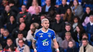 Estrasburgo aplasta en el regreso de la Joya